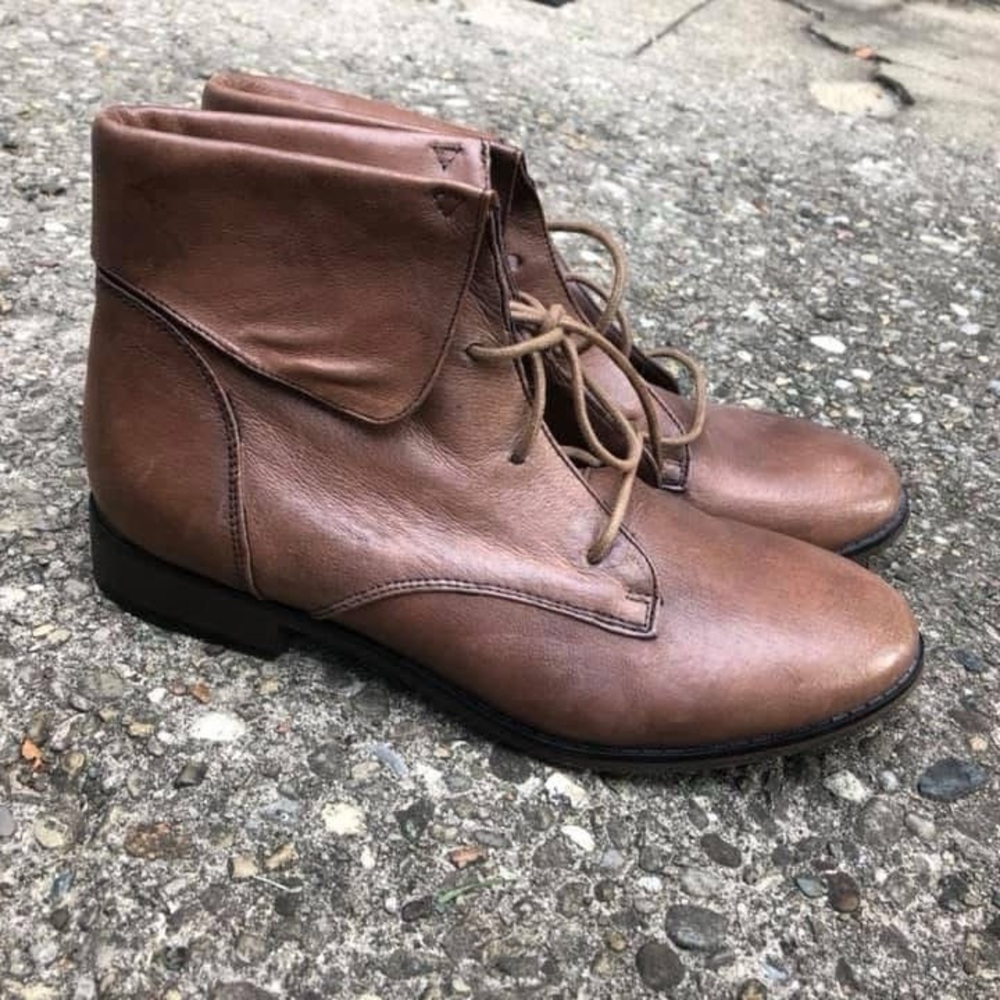 Steve Madden Brown Ankle Booties